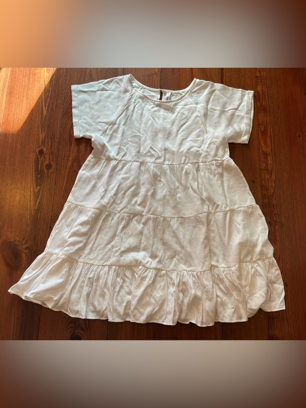 glam White Tiered Short-Sleeve Ladies Dress Size L